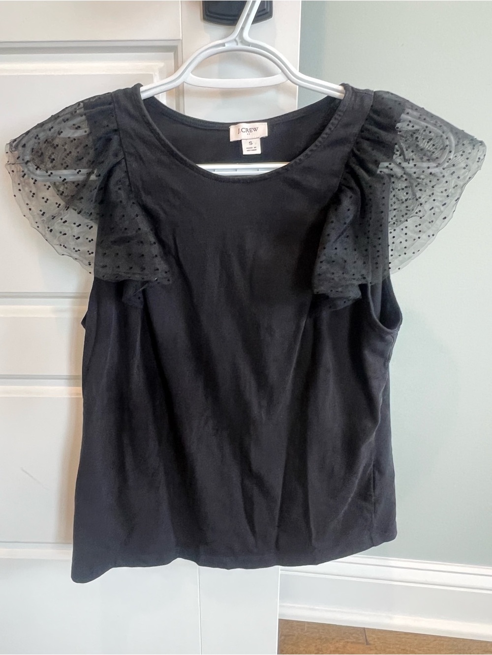 Women’s J. Crew Black Tank with Polka Dot Tulle Flutter Sleeves-size Small